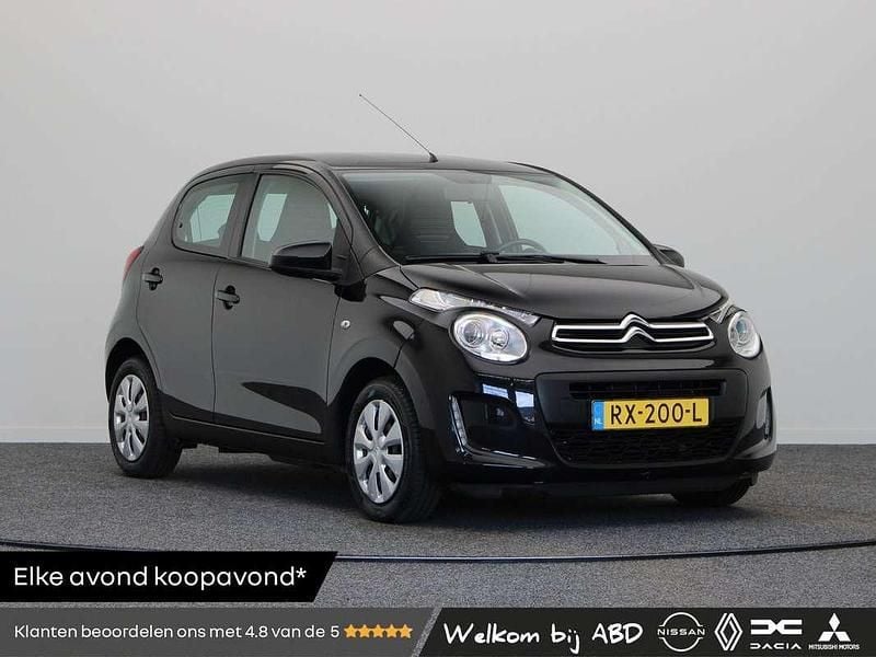 Metallic of parelmoerlak noir caldera Gebruikt 2018 Citroën C1 Feel Hatchback | € 7.745 (Goede deal) - Afbeelding 1/3