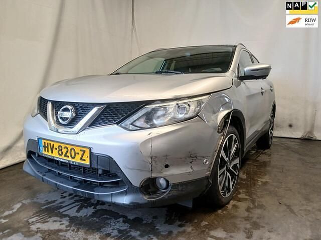 Grijs Gebruikt 2016 Nissan Qashqai Tekna SUV | € 6.995 - Afbeelding 1/4