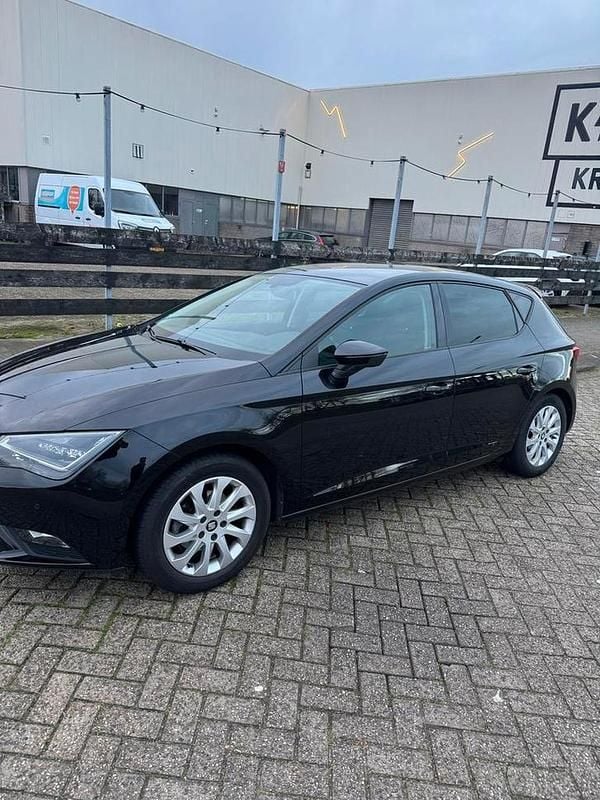 Gebruikt 2016 Seat Leon | € 8.500 (Goede deal) - Afbeelding 1/4