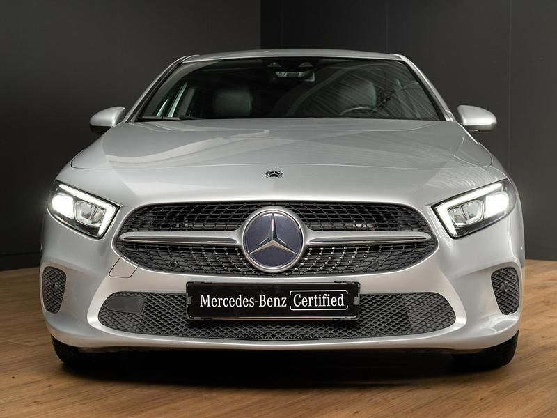 Occasion Mercedes A250 Business 218 PK (160 kW) 2021 Grijs Hatchback