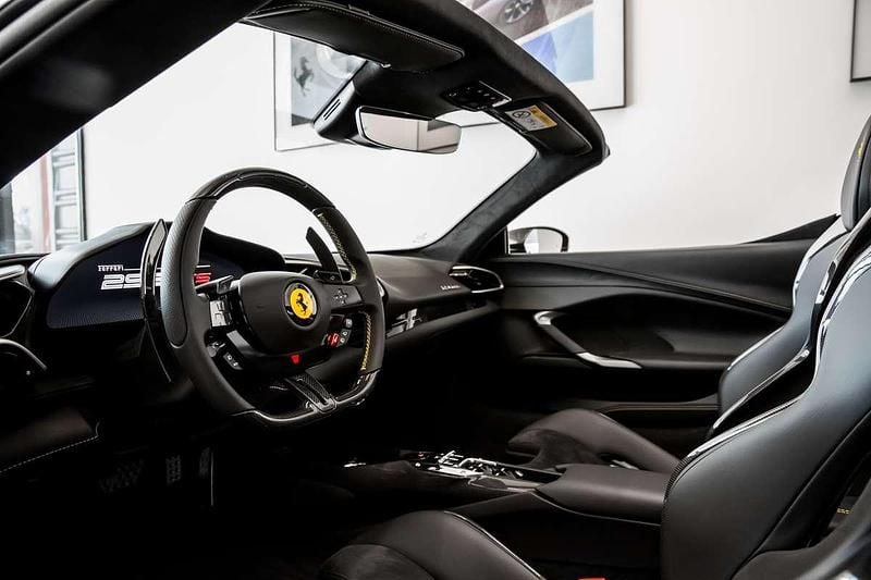 Occasion Ferrari 296 2024 Zwart Cabriolet