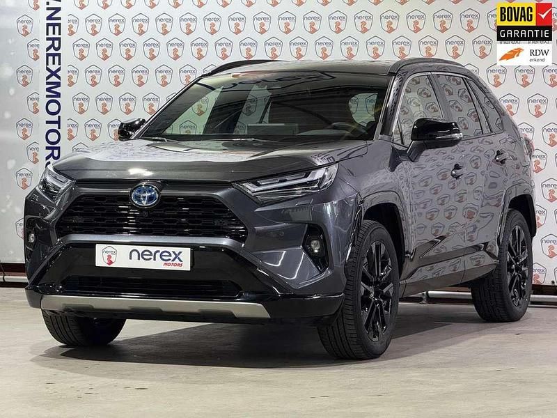 Grijs Gebruikt 2024 Toyota RAV4 Hybrid Style SUV | € 41.845 (Super prijs) - Afbeelding 1/4