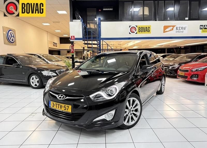 Zwart Gebruikt 2014 Hyundai i40 GO! Stationwagen | € 10.150 (Eerlijke prijs) - Afbeelding 1/4