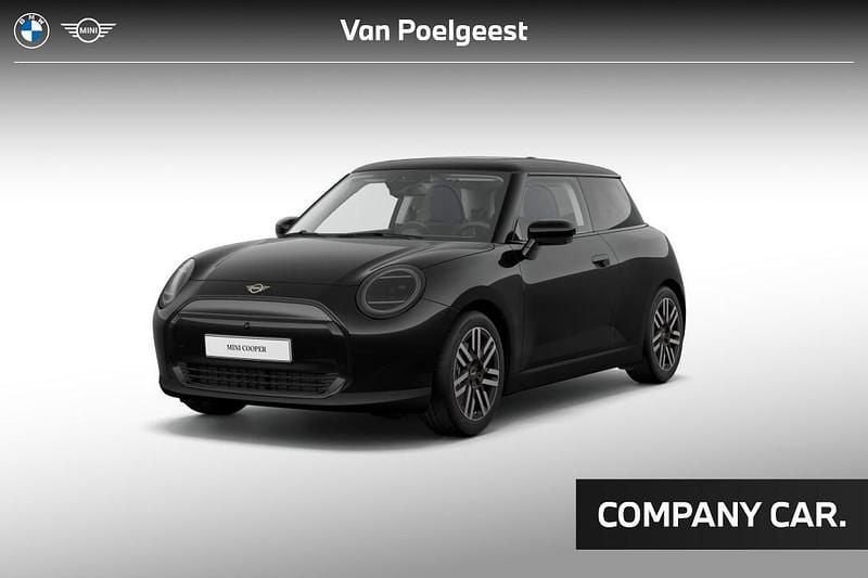 Midnight black ii Nieuw 2025 Mini Cooper Classic Hatchback | € 34.600 (Goede deal) - Afbeelding 1/4
