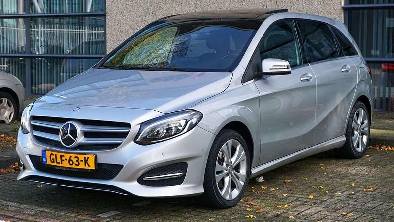 Zilver Gebruikt 2016 Mercedes B200 Prestige MPV | € 16.950 (Iets duurder) - Afbeelding 1/4