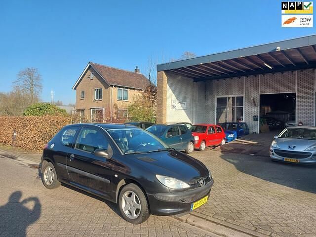 Occasion Peugeot 206 75 PK (55 kW) 2004 Zwart Hatchback