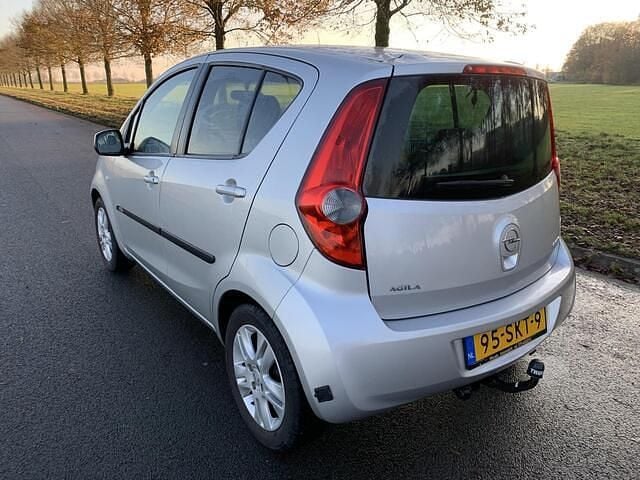 Occasion Opel Agila Selection 68 PK (50 kW) 2011 Grijs Hatchback