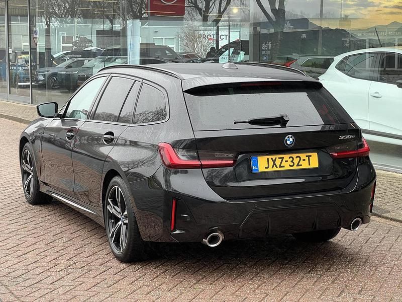 Occasion BMW 330 Executive 293 PK (215 kW) 2023 Zwart Stationwagen