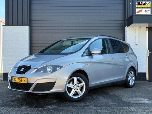 Beige Gebruikt 2011 Seat Altea XL Reference MPV | € 3.750 (Eerlijke prijs) - Afbeelding 1/4