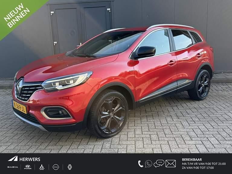 Vlamrood nnp Gebruikt 2021 Renault Kadjar Black Edition SUV | € 18.435 (Eerlijke prijs) - Afbeelding 1/4