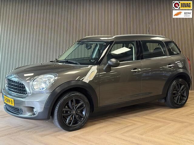 Grijs, metallic lak Gebruikt 2012 Mini One Countryman SUV | € 9.995 (Iets duurder) - Afbeelding 1/4