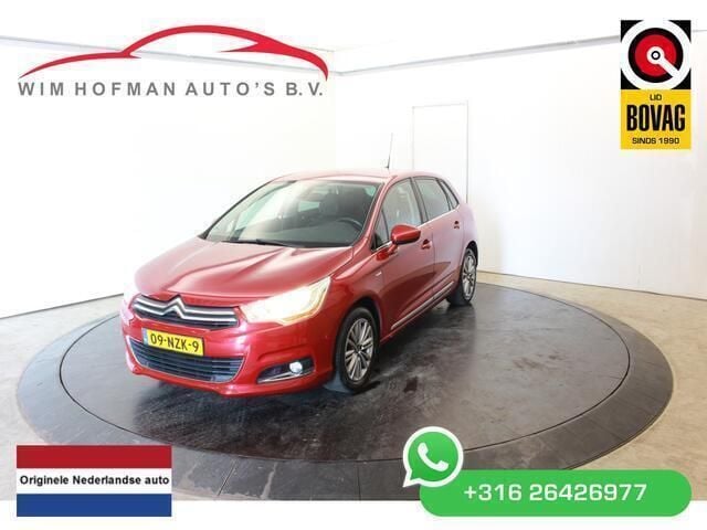 Rood Gebruikt 2011 Citroën C4 Exclusive Hatchback | € 7.239 (Iets duurder) - Afbeelding 1/4
