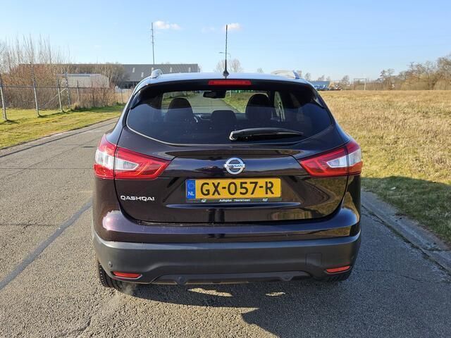 Occasion Nissan Qashqai 116 PK (85 kW) 2015 Paars SUV