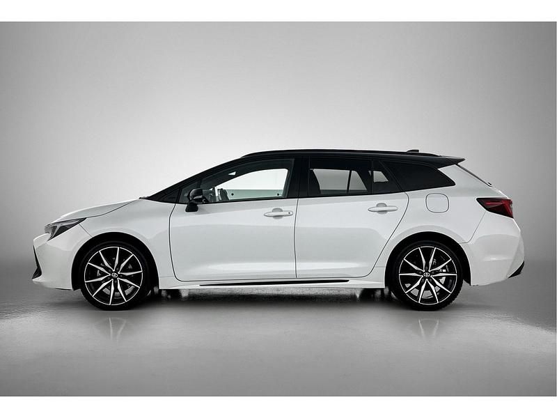 Occasion Toyota Corolla Hybrid Business Edition 184 PK (135 kW) 2024 Wit Stationwagen
