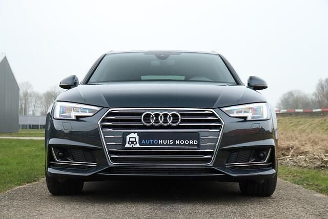 Occasion Audi A4 S-Line 190 PK (139 kW) 2017 Grijs Stationwagen