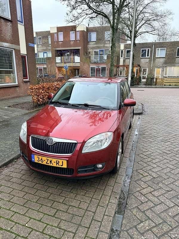 Occasion Skoda Fabia Ambiente 86 PK (63 kW) 2008 Sedan