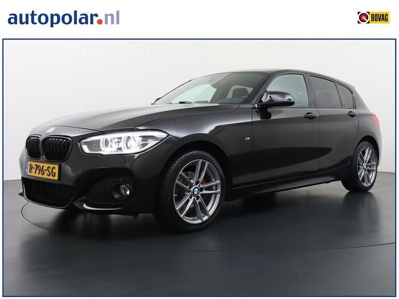 Zwart Gebruikt 2016 BMW 116 M Sport Hatchback | € 12.850 (Eerlijke prijs) - Afbeelding 1/4