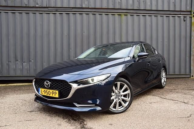 Occasion Mazda 3 Luxury 180 PK (132 kW) 2021 Blauw Sedan