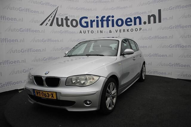 Grijs Gebruikt 2006 BMW 116 Executive Hatchback | € 2.490 (Eerlijke prijs) - Afbeelding 1/4