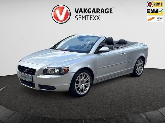 Grijs Gebruikt 2006 Volvo C70 Kinetic Cabriolet | € 10.950 (Eerlijke prijs) - Afbeelding 1/4