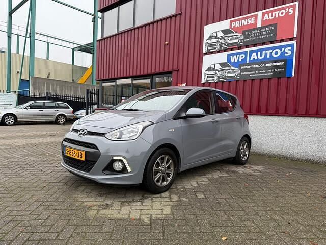 Grijs Gebruikt 2015 Hyundai i10 Hatchback | € 6.950 (Eerlijke prijs) - Afbeelding 1/4