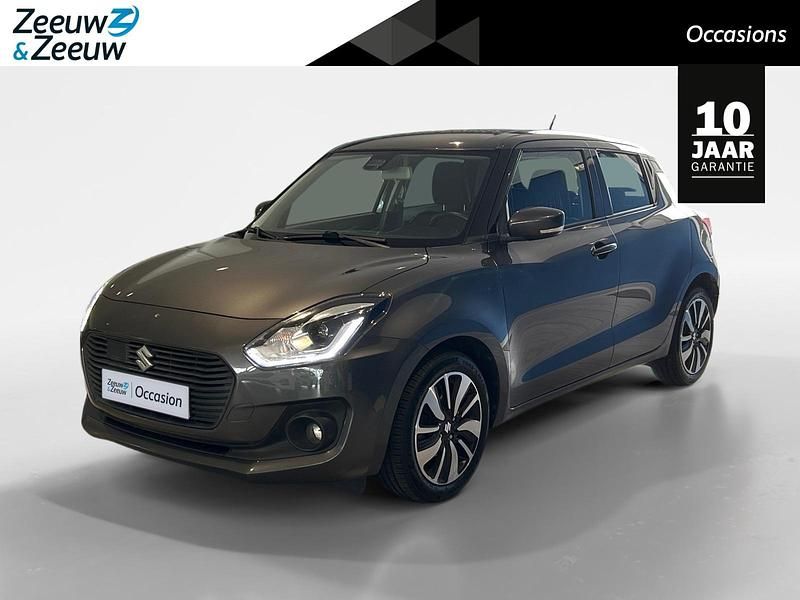 Grijs Occasion 2019 Suzuki Swift Hatchback | € 12.845 (Eerlijke prijs) - Afbeelding 1/4