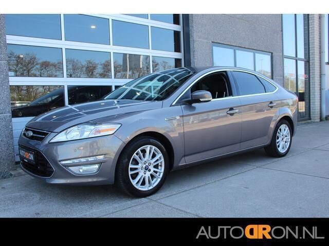 Bruin Gebruikt 2011 Ford Mondeo Titanium Hatchback | € 7.995 (Duur) - Afbeelding 1/3