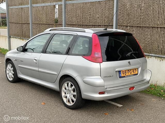 Occasion Peugeot 206 Griffe 109 PK (80 kW) 2004 Grijs Stationwagen