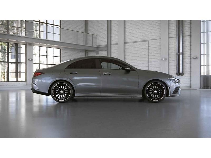 Occasion Mercedes CLA250 AMG line 218 PK (160 kW) 2022 Grijs Sedan