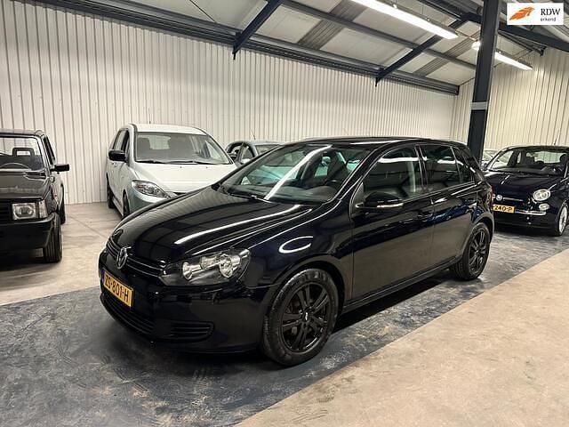 Zwart Occasion 2009 VW Golf VI Trendline Hatchback | € 4.300 (Goede deal) - Afbeelding 1/4