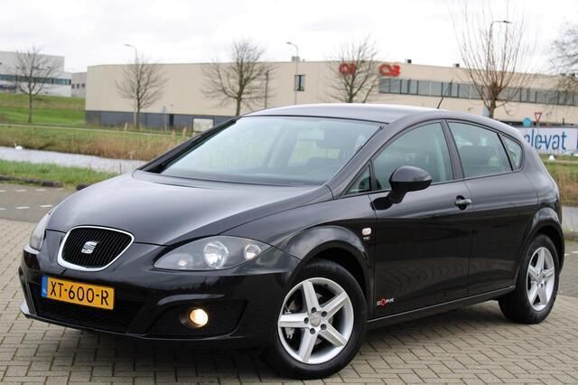 Zwart Gebruikt 2011 Seat Leon Copa Hatchback | € 5.999 (Iets duurder) - Afbeelding 1/4