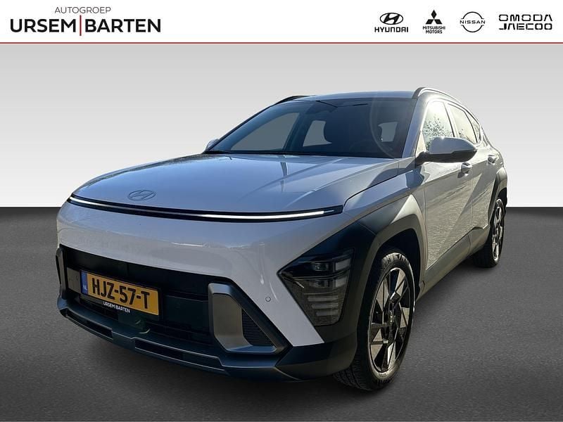 Wit Gebruikt 2025 Hyundai Kona Comfort SUV | € 31.930 (Eerlijke prijs) - Afbeelding 1/4