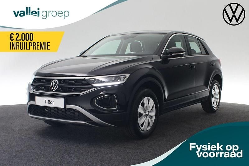 Zwart Nieuw 2025 VW T-Roc Edition SUV | € 29.977 (Super prijs) - Afbeelding 1/4