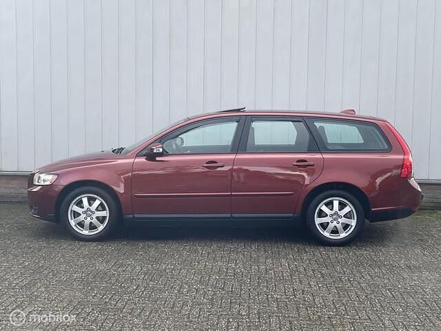 Occasion Volvo V50 125 PK (91 kW) 2007 Rood Stationwagen