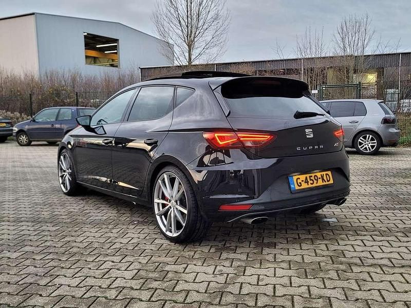 Occasion Seat Leon CUPRA 265 PK (194 kW) 2015 Zwart Hatchback