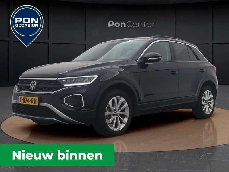 Zwart Gebruikt 2024 VW T-Roc Business SUV | € 25.950 (Goede deal) - Afbeelding 1/3