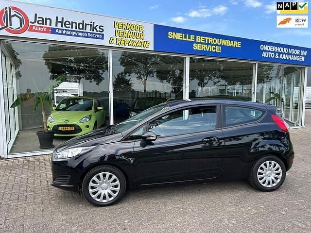 Zwart Gebruikt 2015 Ford Fiesta Hatchback | € 4.999 (Super prijs) - Afbeelding 1/4