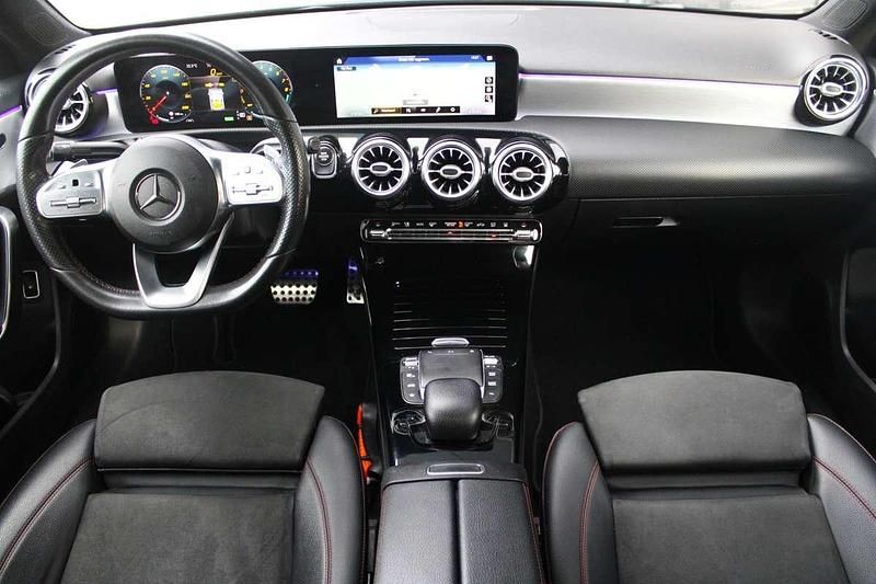 Occasion Mercedes A250 AMG 218 PK (160 kW) 2020 Zwart Sedan