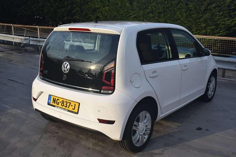 Occasion VW up! Highline 59 PK (43 kW) 2017 Wit Hatchback