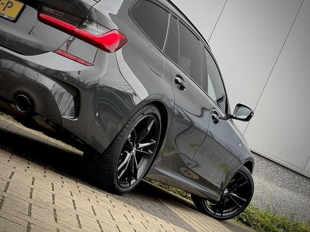Occasion BMW 330 Executive 259 PK (190 kW) 2019 Grijs Stationwagen