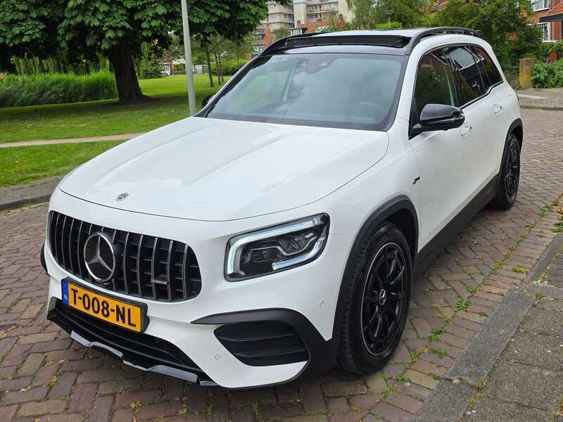 Wit Gebruikt 2021 Mercedes GLB35 Premium Plus SUV | € 45.000 - Afbeelding 1/4