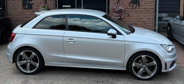 Gebruikt 2012 Audi A1 Sportback Proline Hatchback | € 7.650 (Iets duurder) - Afbeelding 1/4