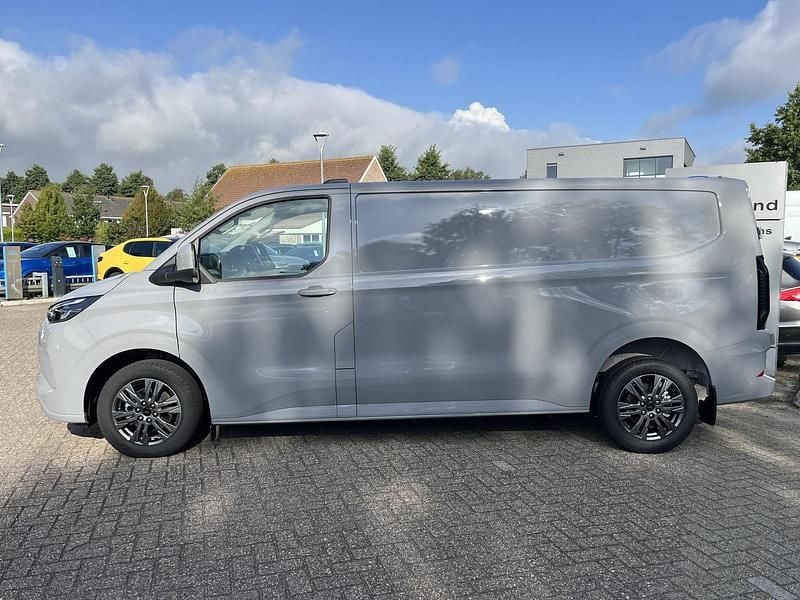 Nieuw Ford Transit Custom Limited 2025 Grijs Van