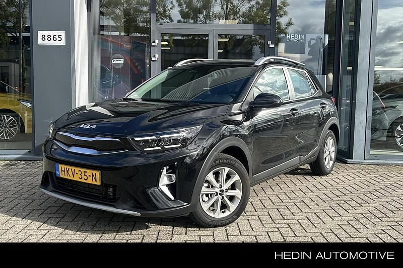 Zwart Gebruikt 2025 Kia Stonic SUV | € 25.395 (Iets duurder) - Afbeelding 1/2