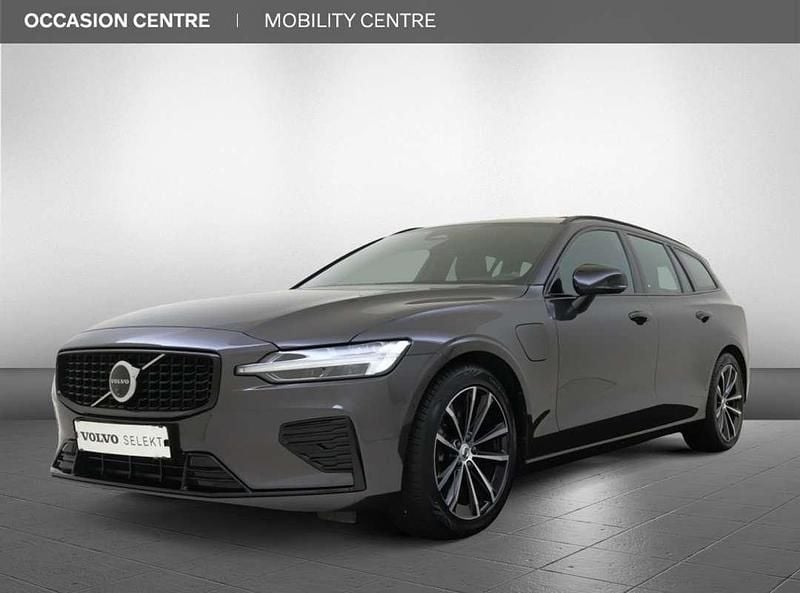 Grijs Occasion 2024 Volvo V60 Plus Stationwagen | € 41.950 (Eerlijke prijs) - Afbeelding 1/4