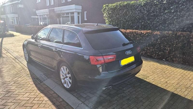Occasion Audi A6 177 PK (130 kW) 2013 Grijs Stationwagen