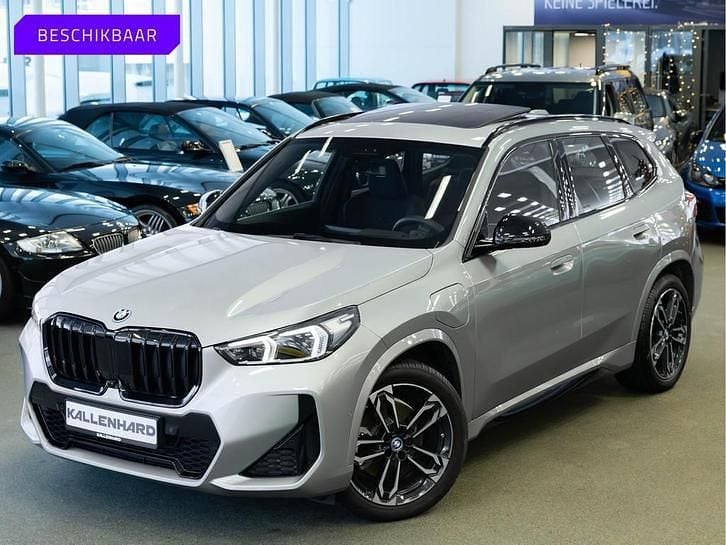 Gebruikt 2025 BMW iX1 M Sport SUV | € 54.875 (Super prijs) - Afbeelding 1/4