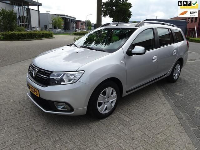 Grijs Gebruikt 2017 Dacia Logan MCV Lauréate MPV | € 5.750 (Eerlijke prijs) - Afbeelding 1/4