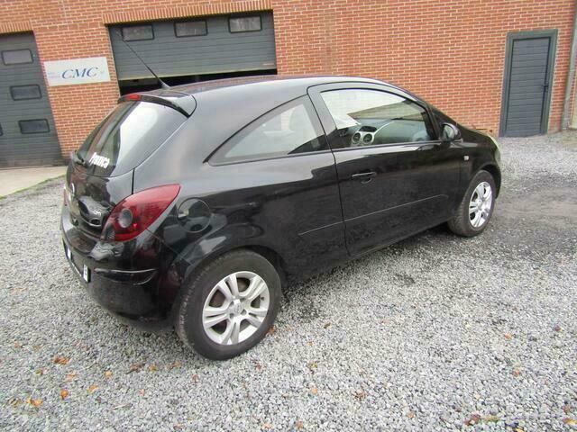 Occasion Opel Corsa 75 PK (55 kW) 2007 Zwart Sedan