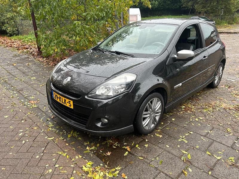 Zwart Gebruikt 2010 Renault Clio II GT Hatchback | € 2.950 (Super prijs) - Afbeelding 1/4
